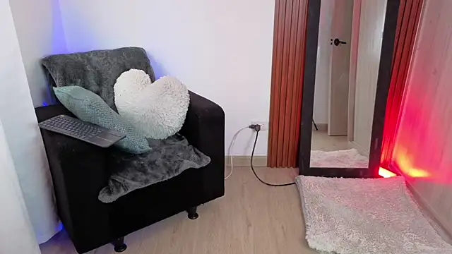 Rebeka-baker webcam