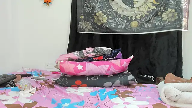 MANDY-BBW webcam