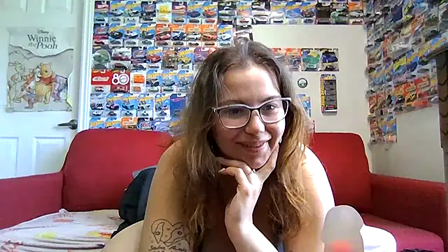 FreakyDreama webcam