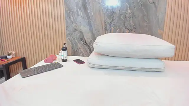mary_spencer webcam