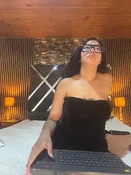 Amy_channel webcam