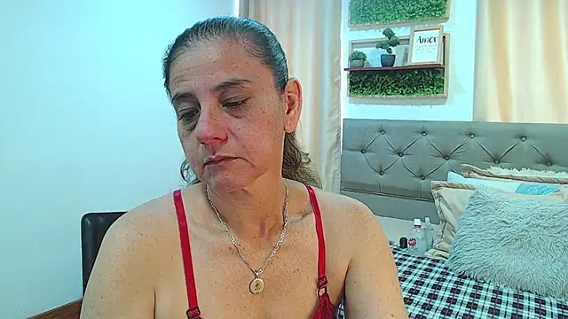 sasi_luna webcam