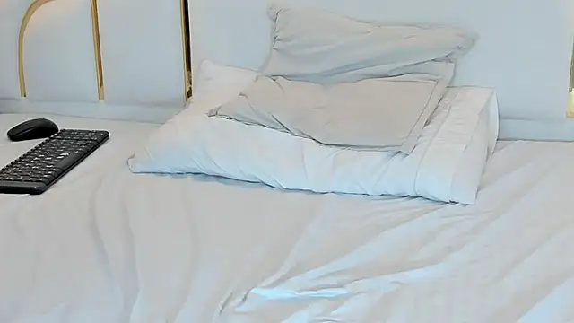 naughtyrose_vc webcam