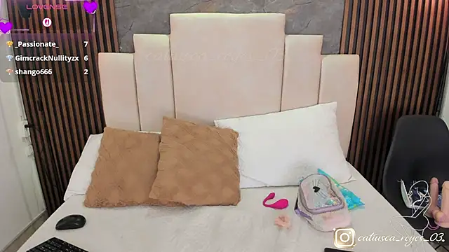 catiusca_reyes_03 webcam
