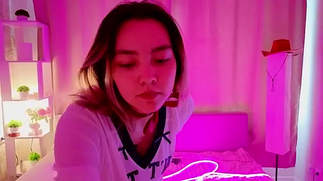 CythiaFelmet webcam