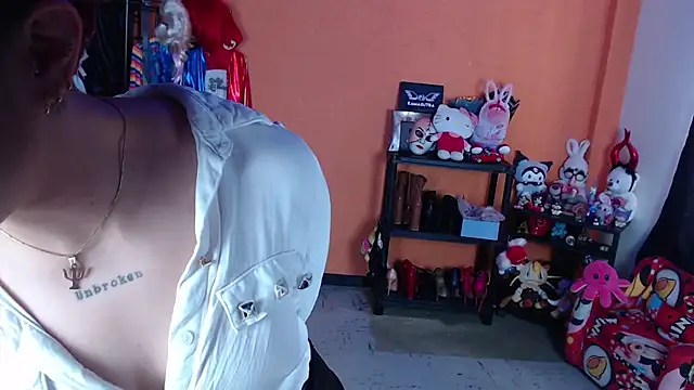 MissMiia2 webcam