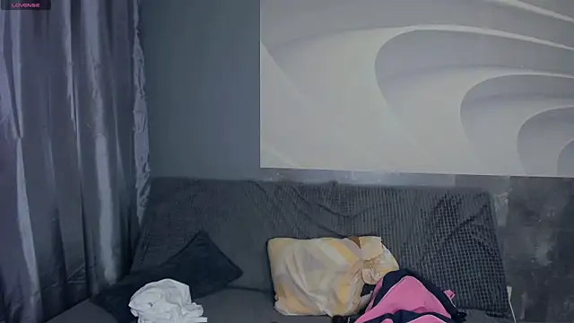 TarynPalek webcam