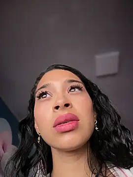 Sasha-firee webcam