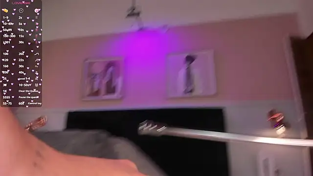 elodie_walker webcam