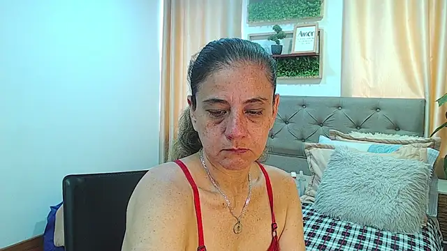 sasi_luna webcam