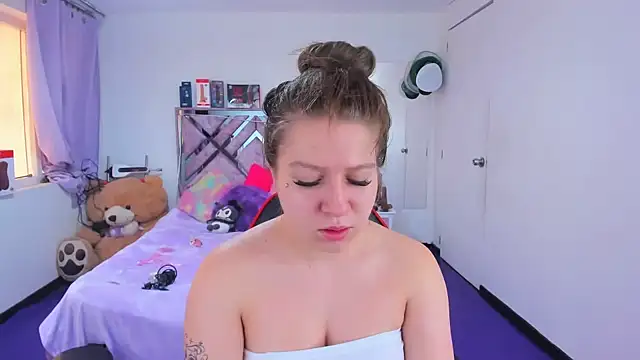 Luna_Analya webcam