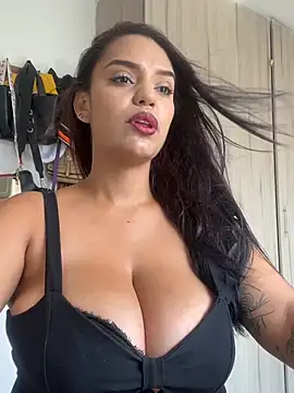 Sara-77 webcam