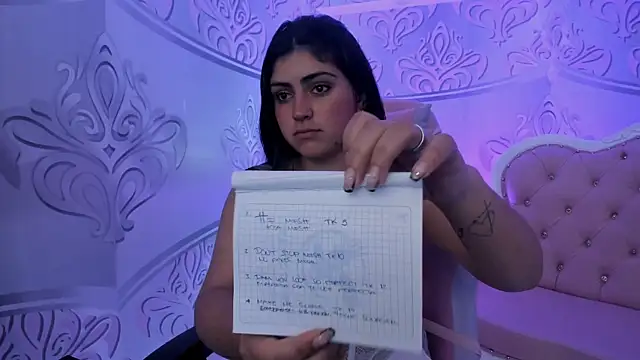 MishRaven webcam