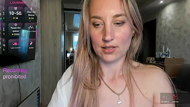 lady_Nati webcam