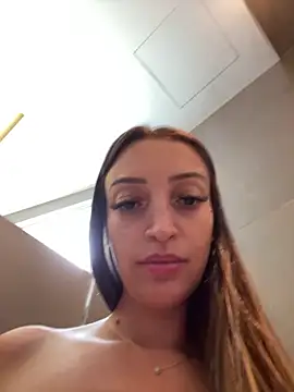 BelleLouiseVp chat room