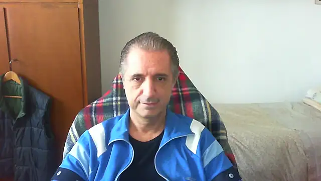 lliuk70mi live sex cam