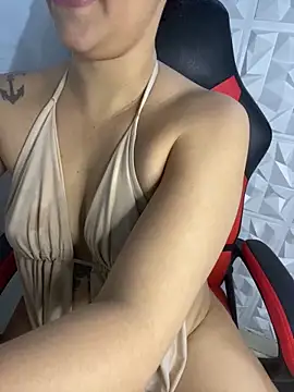 isislactante - Isislactante's free webcam - UK Sex Cams