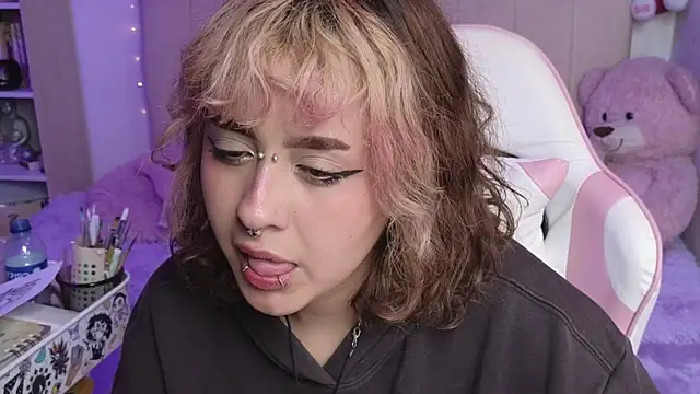 NekoWaifu webcam