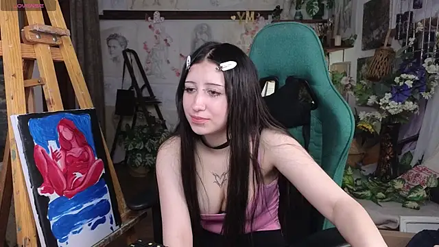 EffieMeowley webcam