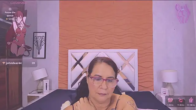 laura_riley webcam