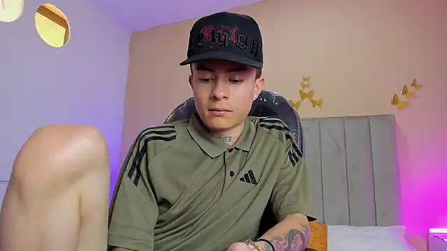 Nascary_Fox webcam