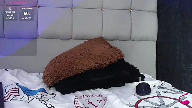 charlotte_brawn webcam