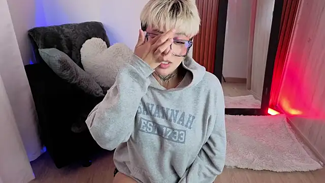 Rebeka-baker webcam