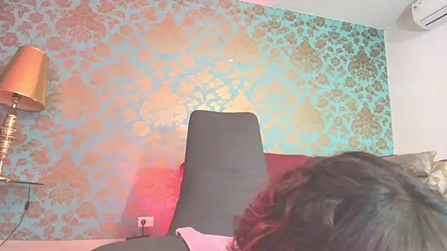 alexa_cruz__ webcam