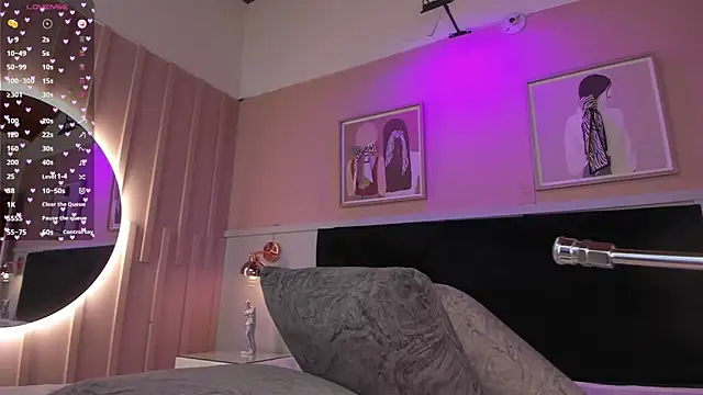 elodie_walker webcam