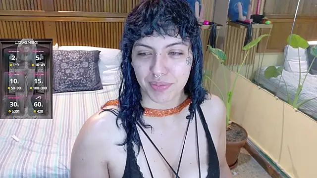 Eli666uwu webcam