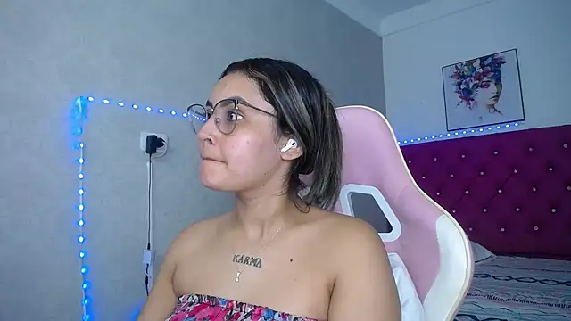 kathe-mills235 webcam