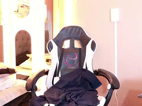 Veronicajhonsonn webcam
