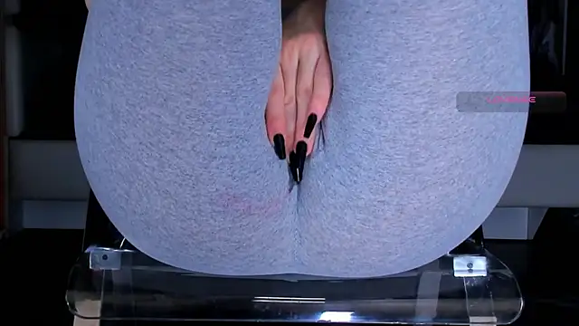 Cameltoe_squirt_inPants webcam