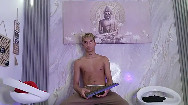 GOLD_BOYS webcam