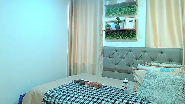 sasi_luna webcam