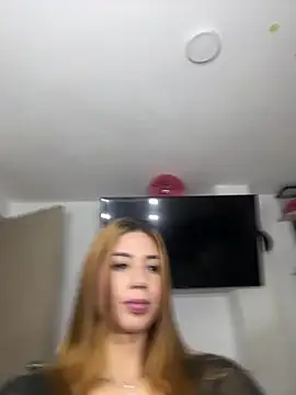 angelinadreamss webcam