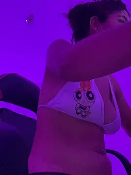 Linda-323 webcam