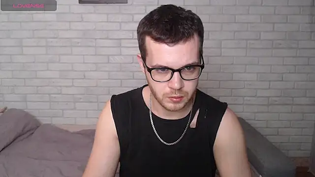 Alexxx_horny webcam