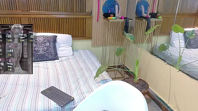 Eli666uwu webcam