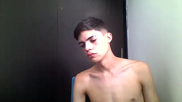 latinos_2001 (M twink) - 7 cum one after the other on my ab ❤️😍
