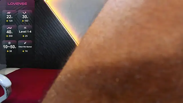 horny_nick18 (M twink) - MAKE MY CUM BIG