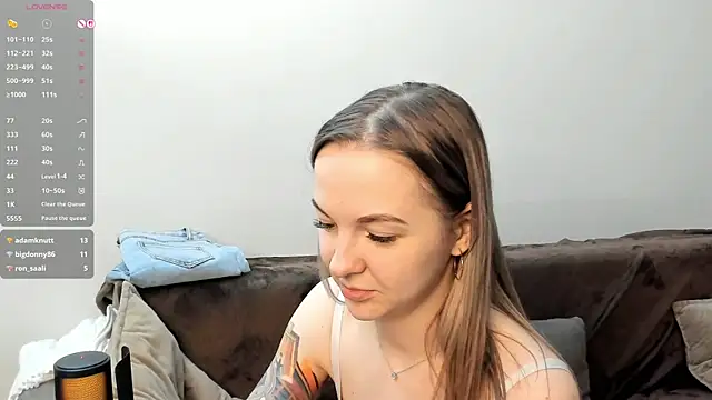 AricaPetties webcam