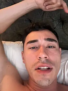 Adam_Grey webcam