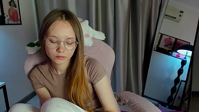 FloraLarsson webcam