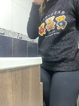abby-ls (F young) - Flash Tits 🍒