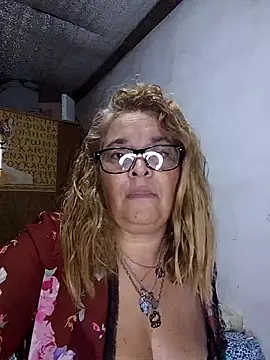 momismilf544 (F mature) - Desnuda durante 5 minutos