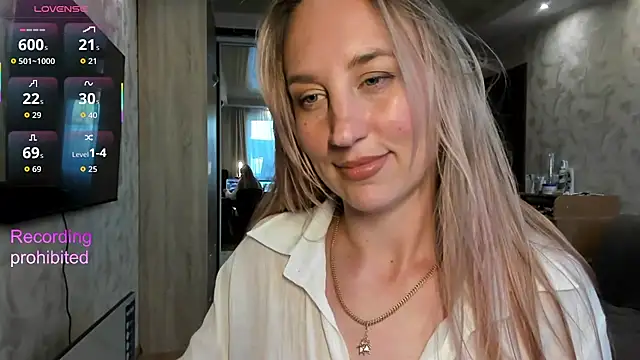 lady_Nati webcam