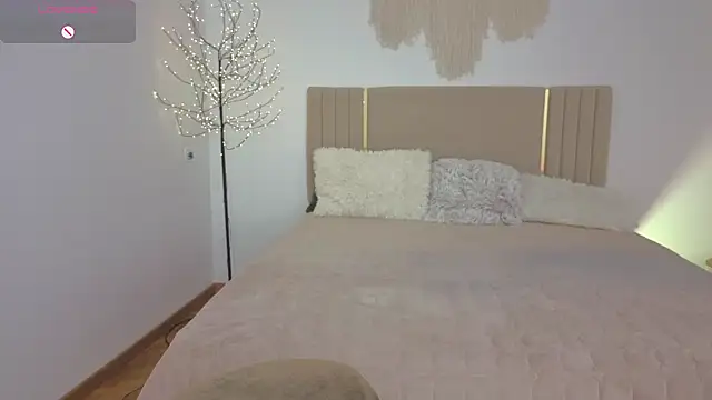 Real_cutie1 webcam