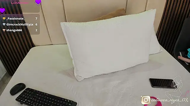 catiusca_reyes_03 webcam