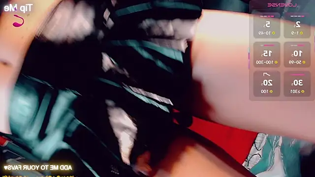 CharlotteBigCock webcam